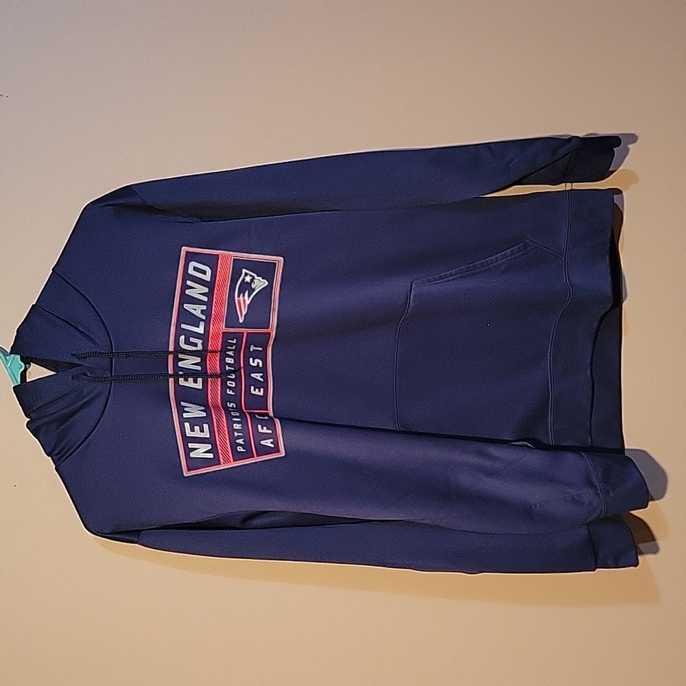 New England Patriots Pull Over Hoodie Size Large